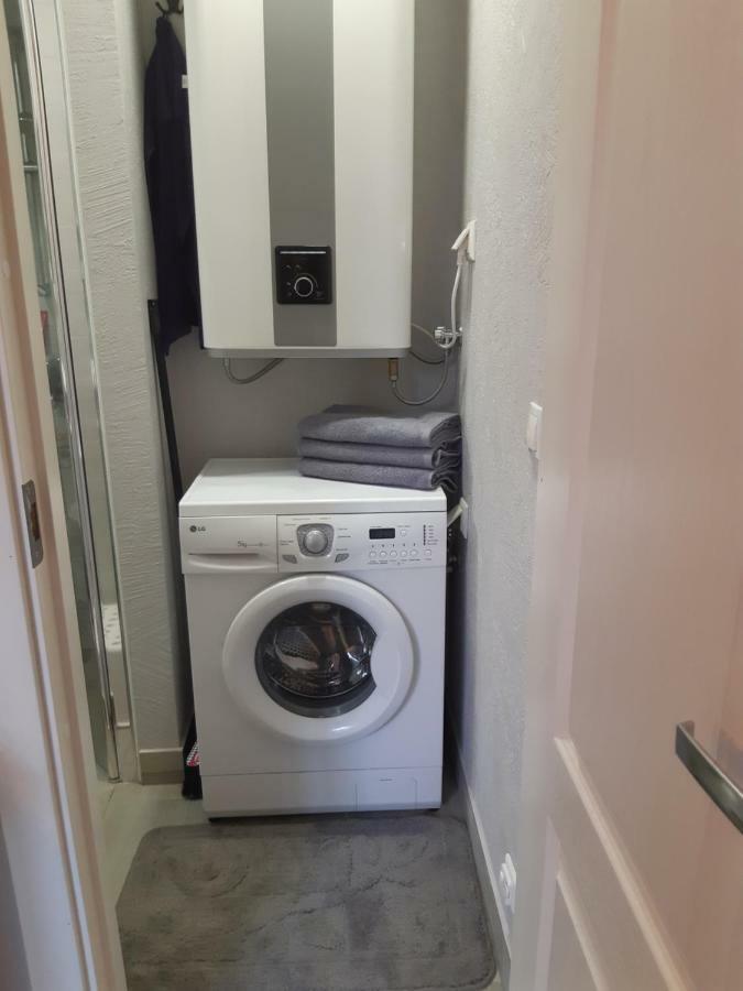 Riia Maantee Apartement بارنو المظهر الخارجي الصورة